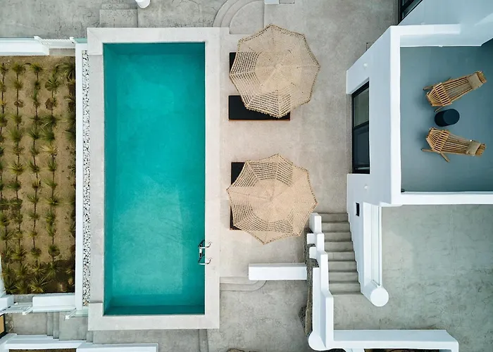 Hill Club Naxos Plaka (Naxos)