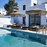 Hill Club Naxos * Pláka