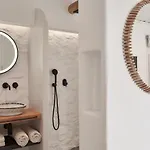 Hill Club Naxos Villa