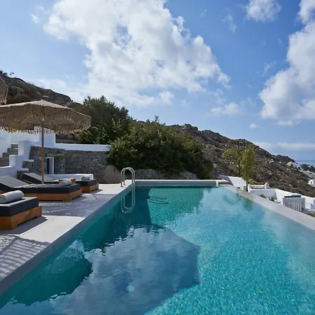 Hill Club Naxos * Pláka