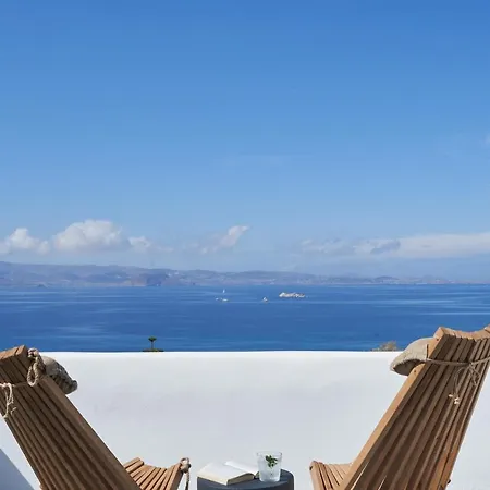 Hill Club Naxos *