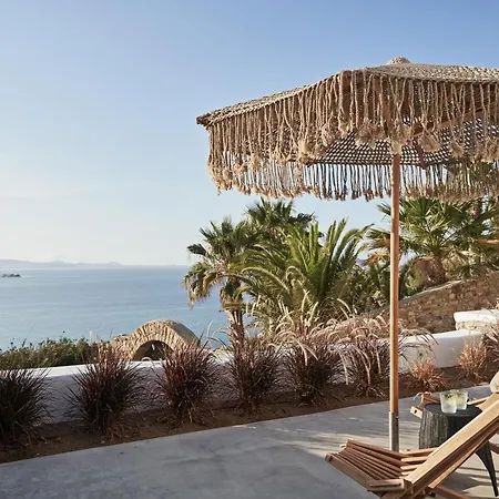 Hill Club Naxos *