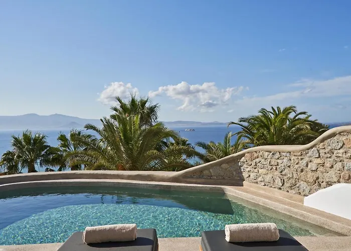 Hill Club Naxos Villa